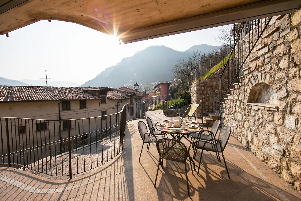 Tremosine Casa Angiolina Lake And Mountain View - Happy Rentals דירה